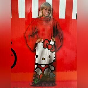 NIB - Hello Kitty - Silk Touch Comfy Blanket With Sleeves